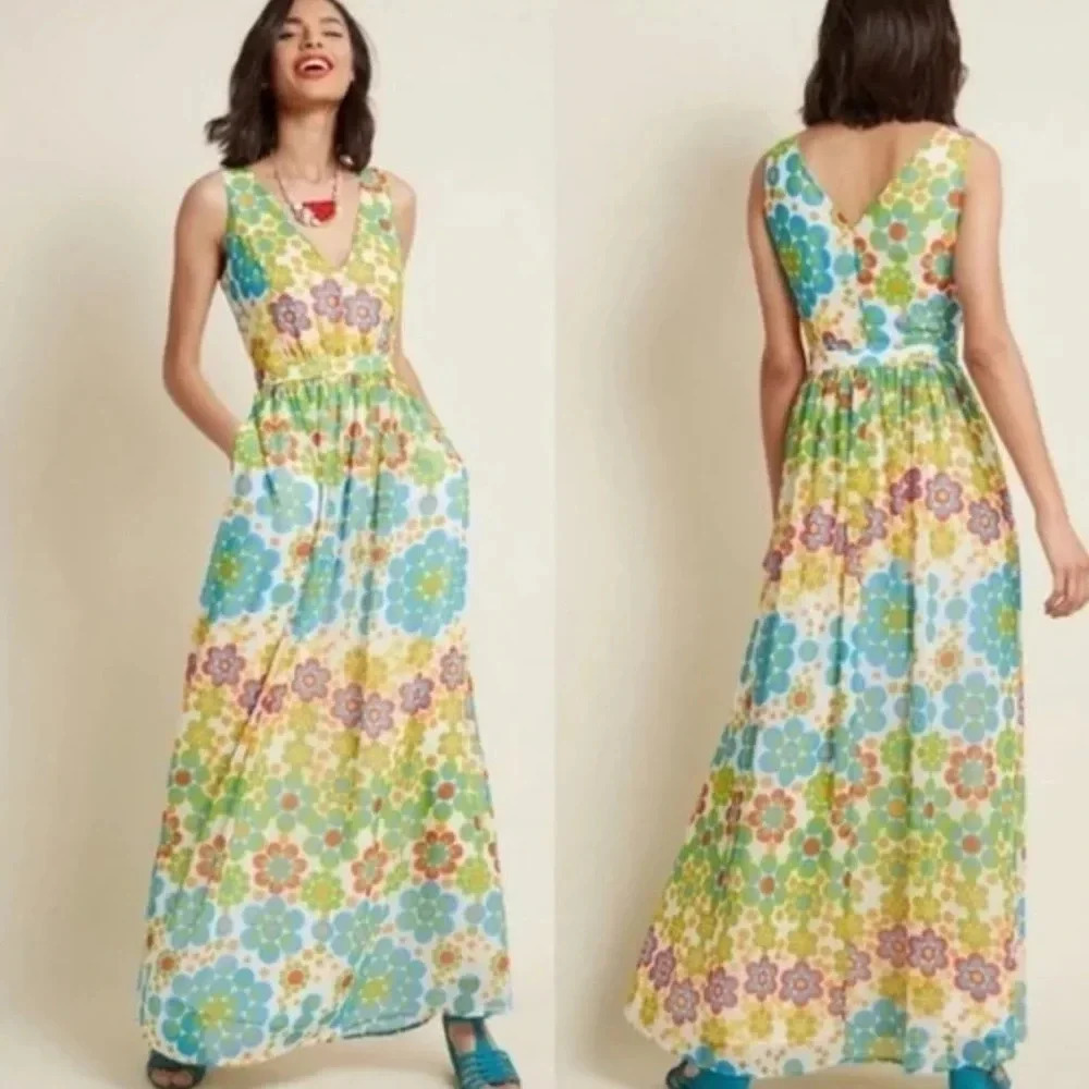 ModCloth Floral Retro hippie boho Maxi Dress
